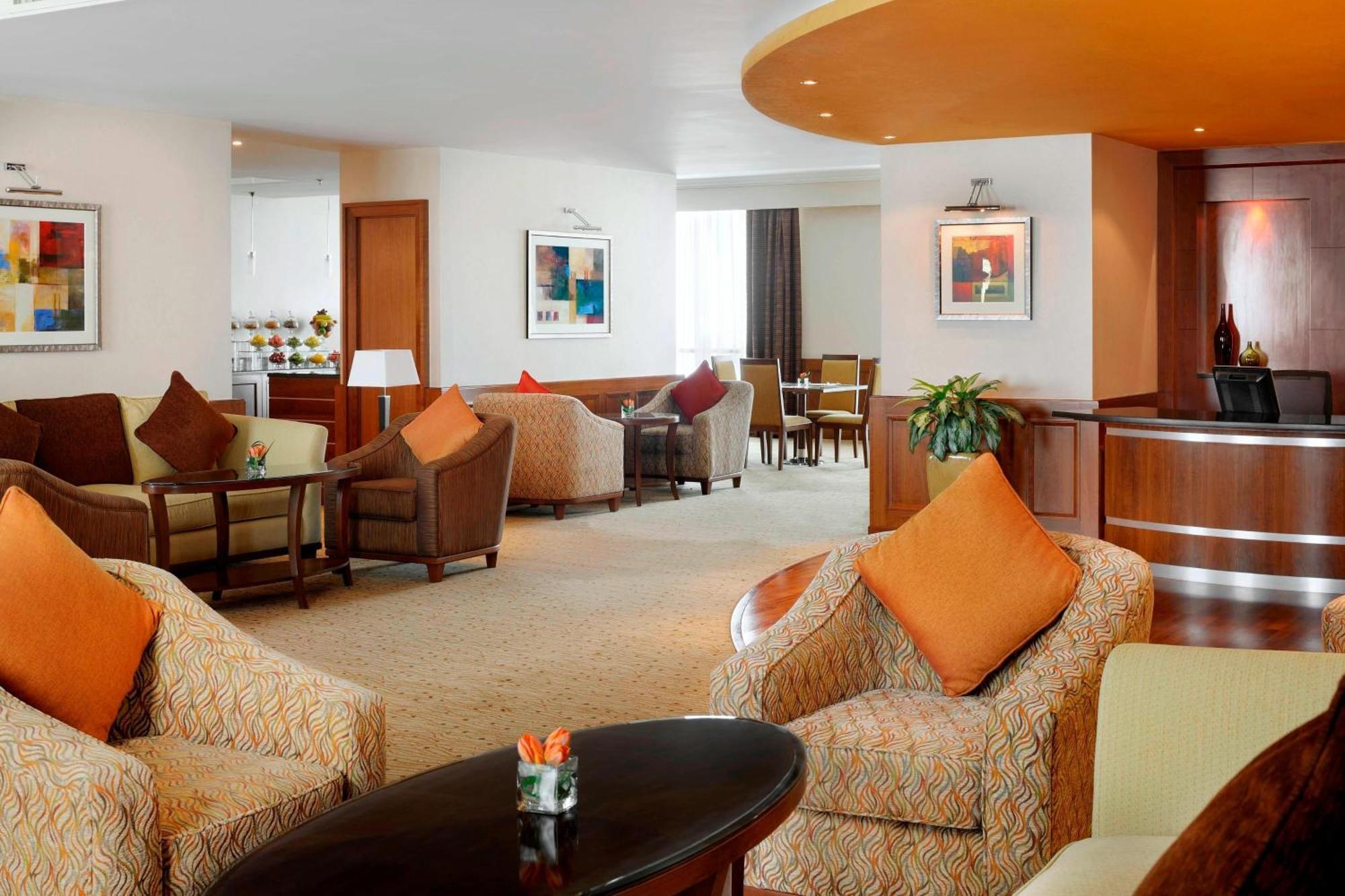 Courtyard By Marriott Kuwait City Exterior foto